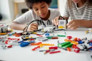 Featured image for 7 Best LEGO Robotics Kits to Inspire Young Builders in 2026